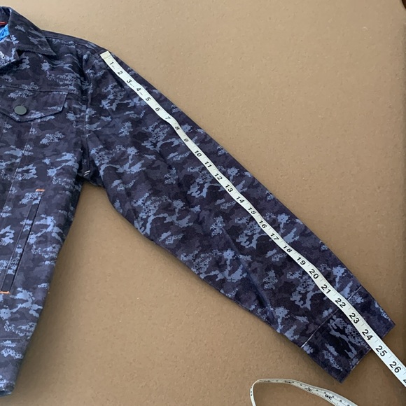 TALLIA Sport Navy Camo Print Trucker Jacket - Medium - Picture 7 of 10